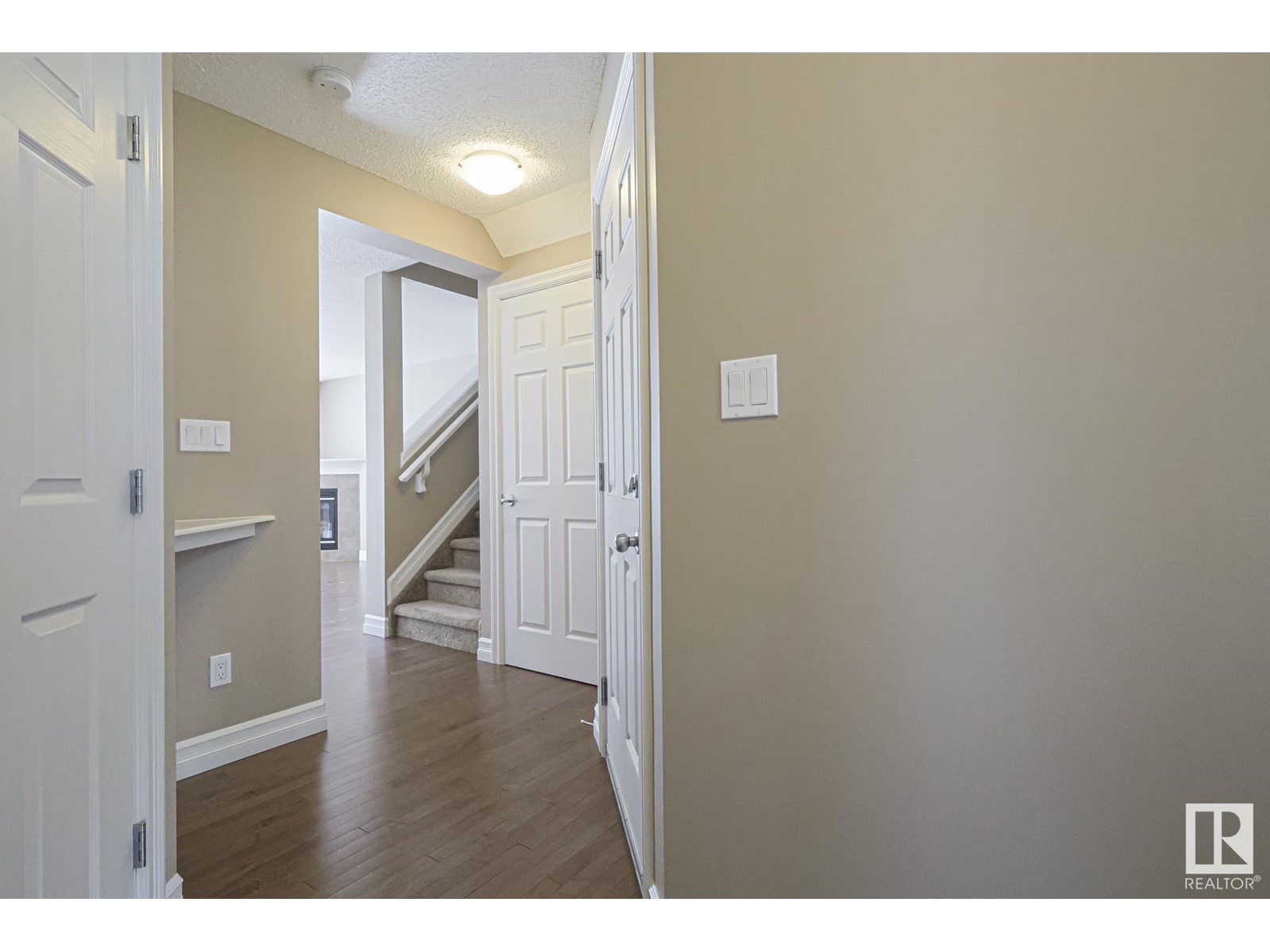 Property at #92 219 CHARLOTTE WY image 3