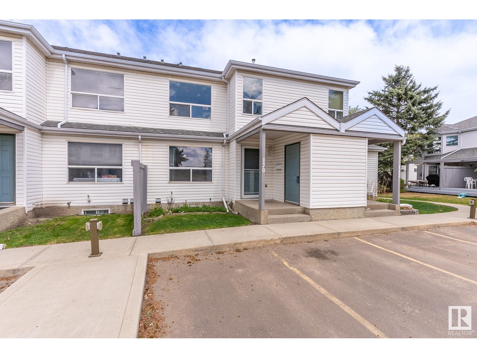 Property at #120 603 YOUVILLE DR E NW image 4