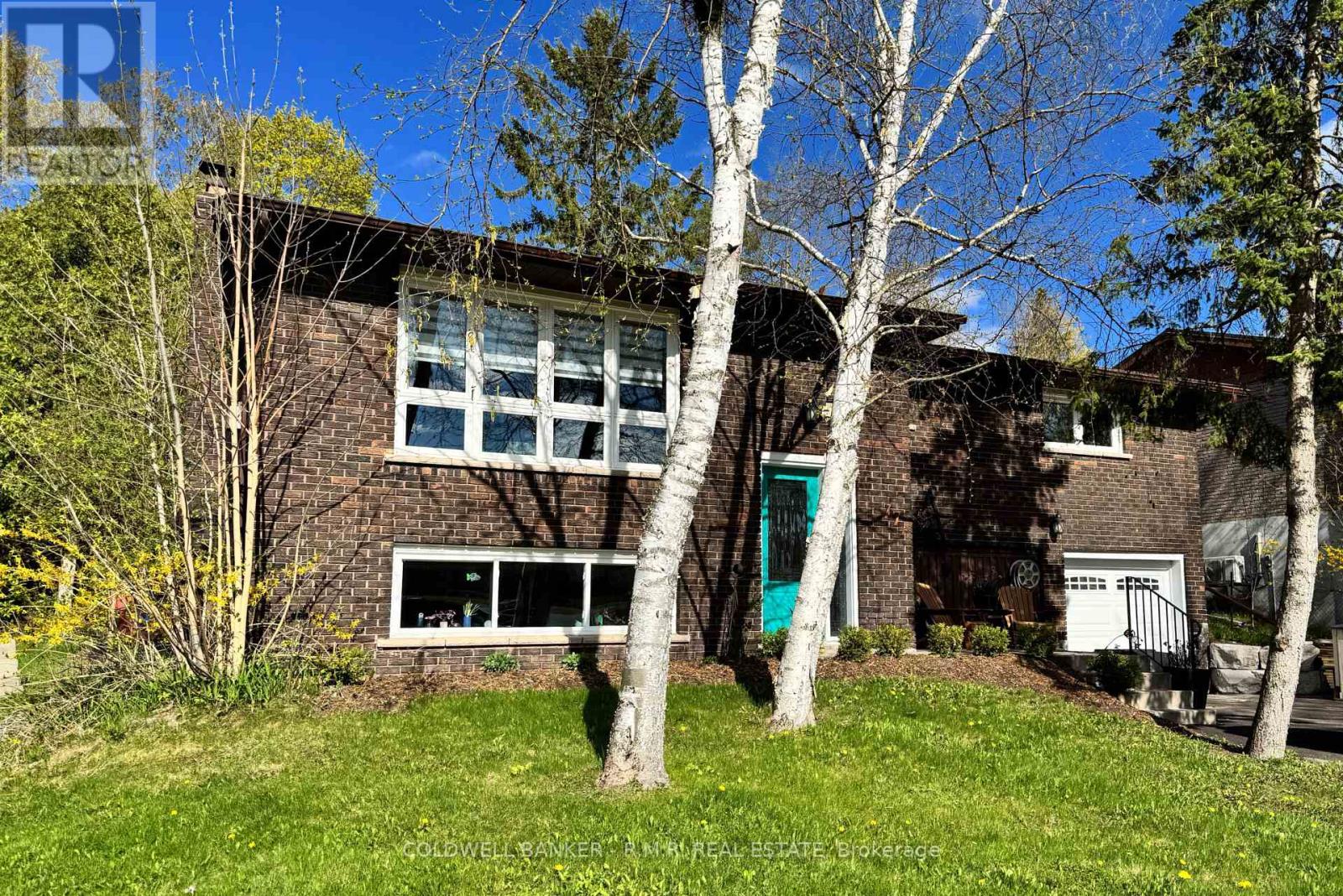 77 MAIN STREET N, Uxbridge, Ontario