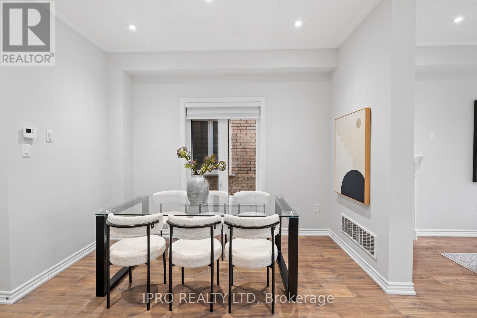 310 Stewart Street, Shelburne, Ontario  L0N 1S3 - Photo 6 - X12090244