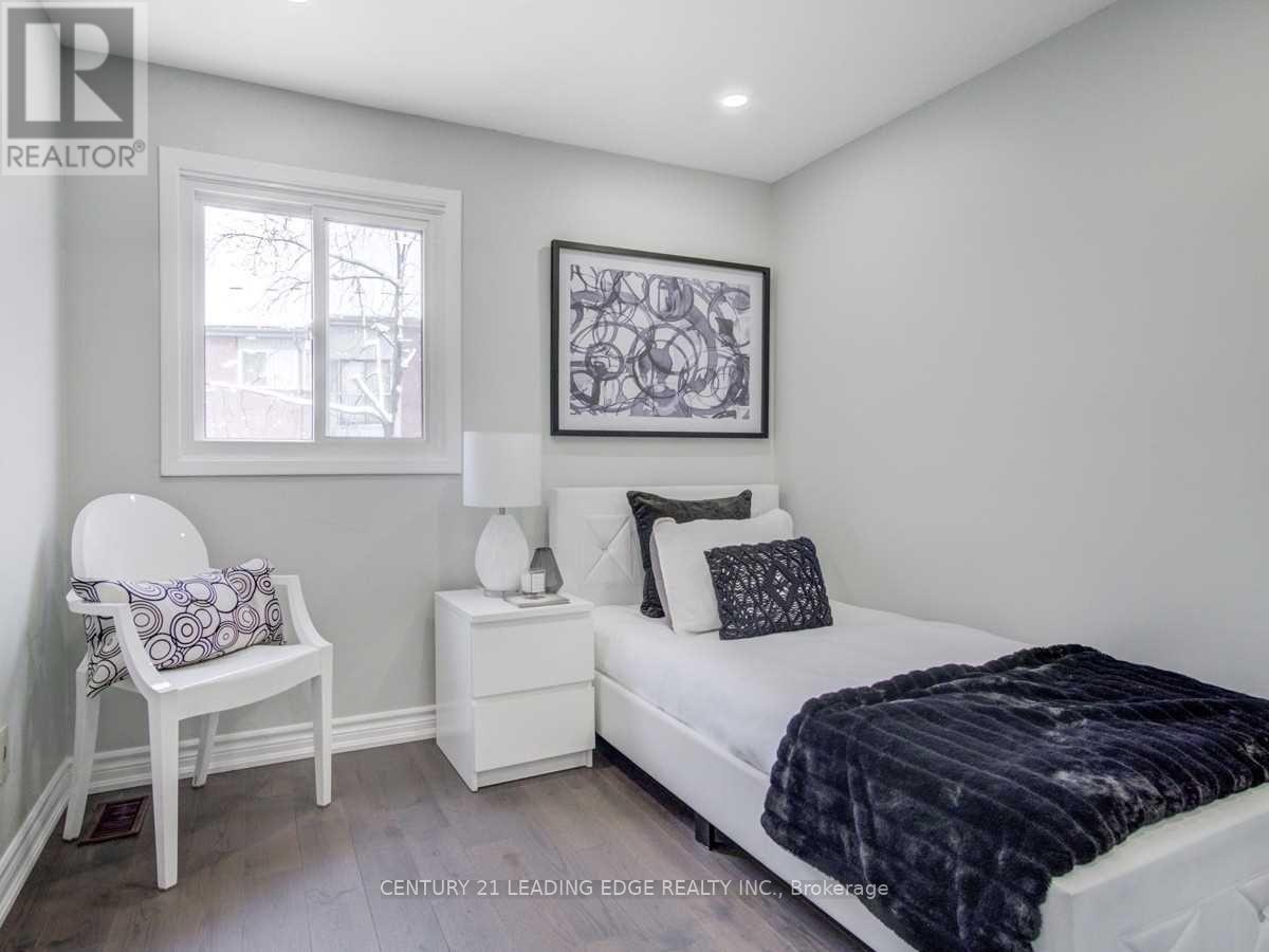 2853 Monticello Mews, Mississauga (Meadowvale), Ontario  L5N 4A2 - Photo 30 - W12139504