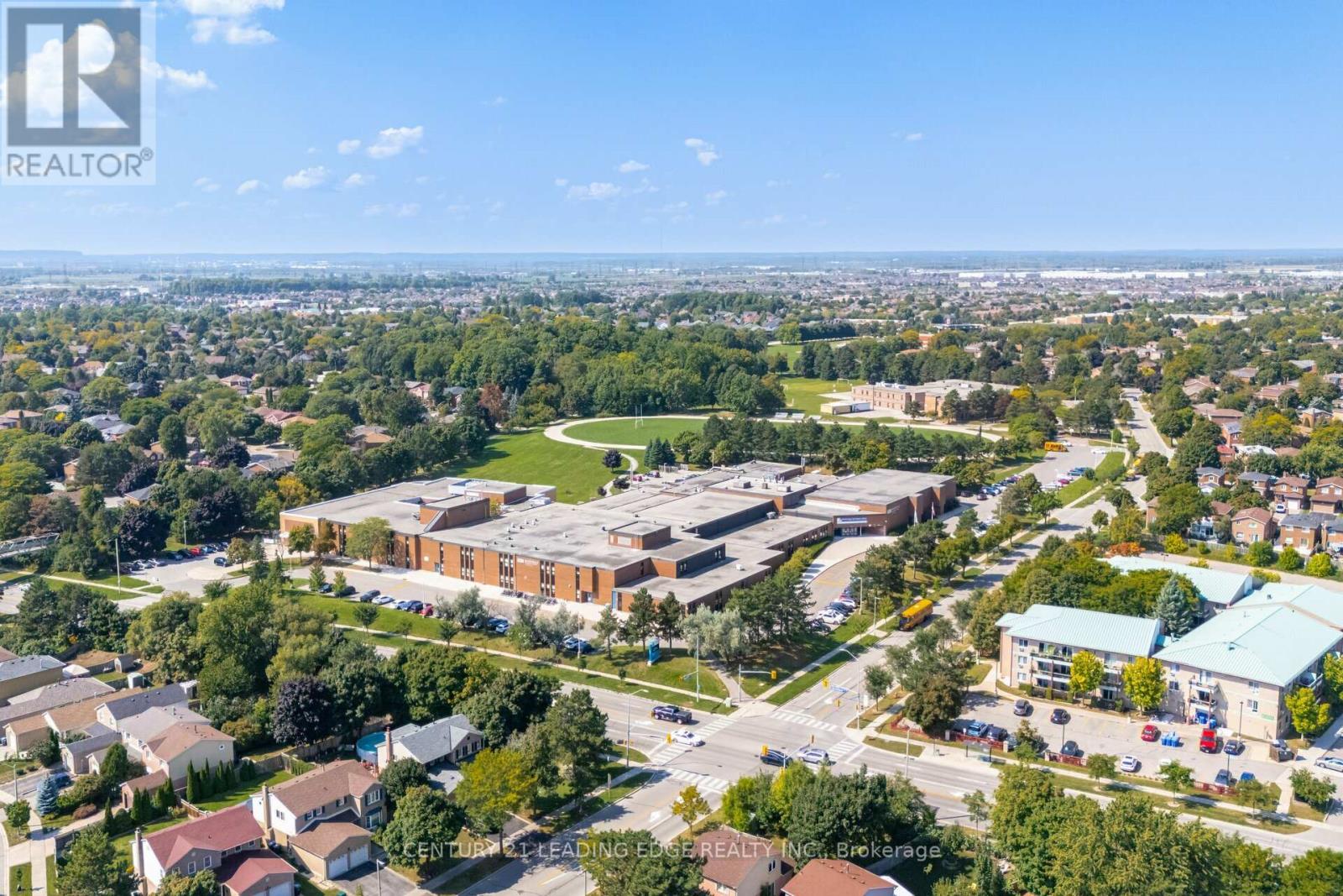 2853 Monticello Mews, Mississauga (Meadowvale), Ontario  L5N 4A2 - Photo 47 - W12139504
