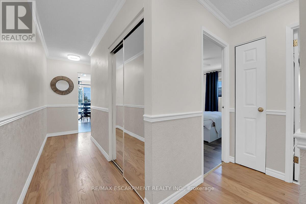 Property at 304 - 57 CONROY CRESCENT image 4