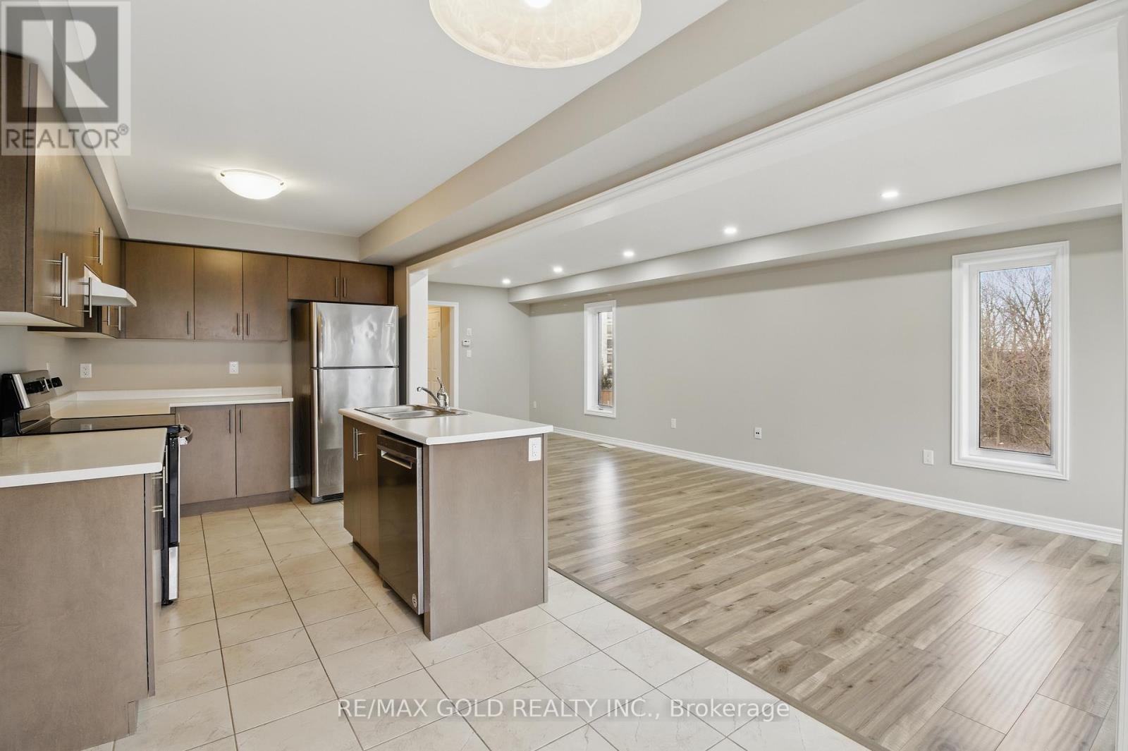 28 - 755 Linden Drive, Cambridge, Ontario  N3H 0E4 - Photo 9 - X12139485