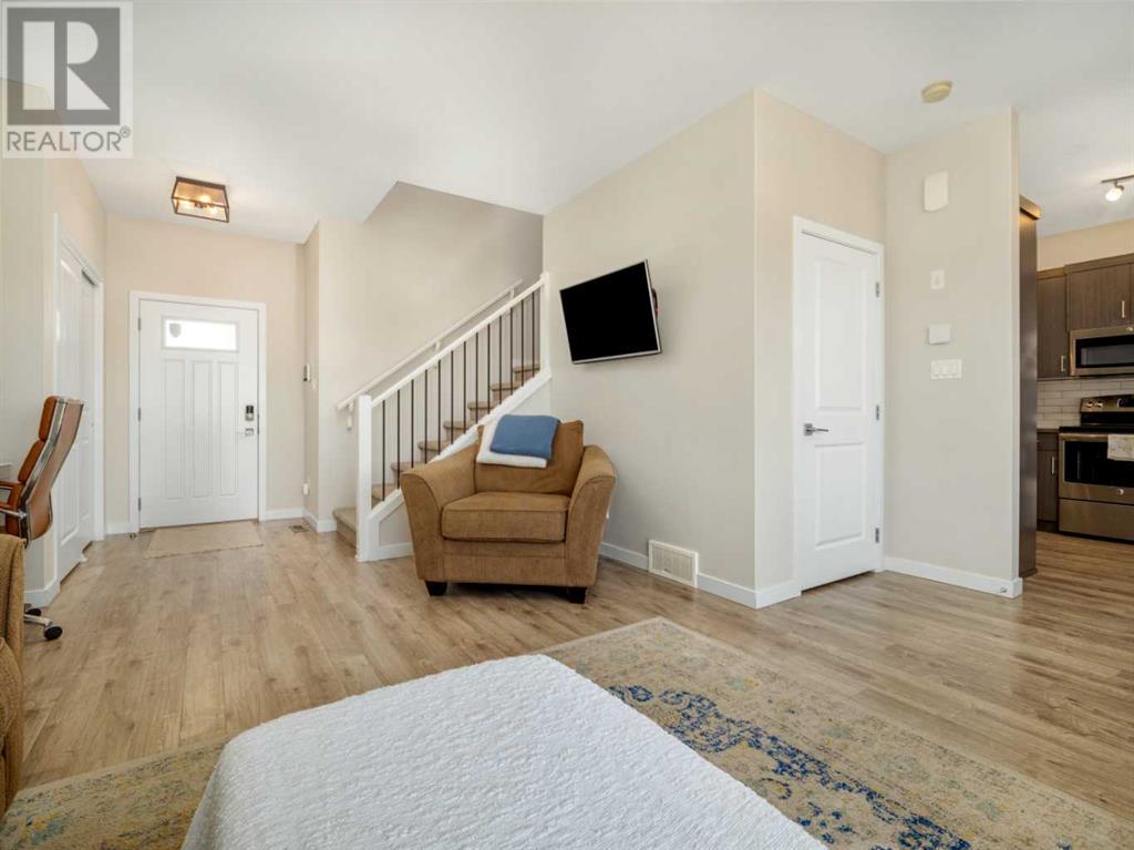 563 Moonlight Lane W, Lethbridge, Alberta  T1J 5M1 - Photo 9 - A2219584