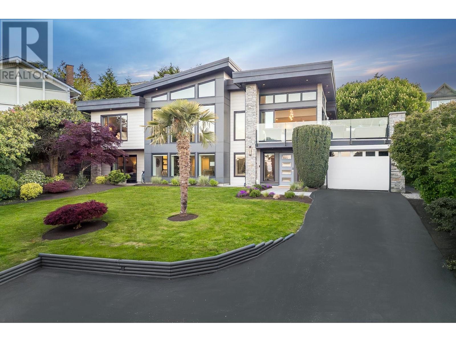 Property at 329 55 STREET image 2