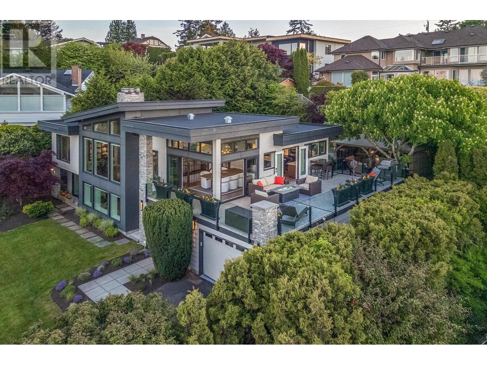 Property at 329 55 STREET image 1