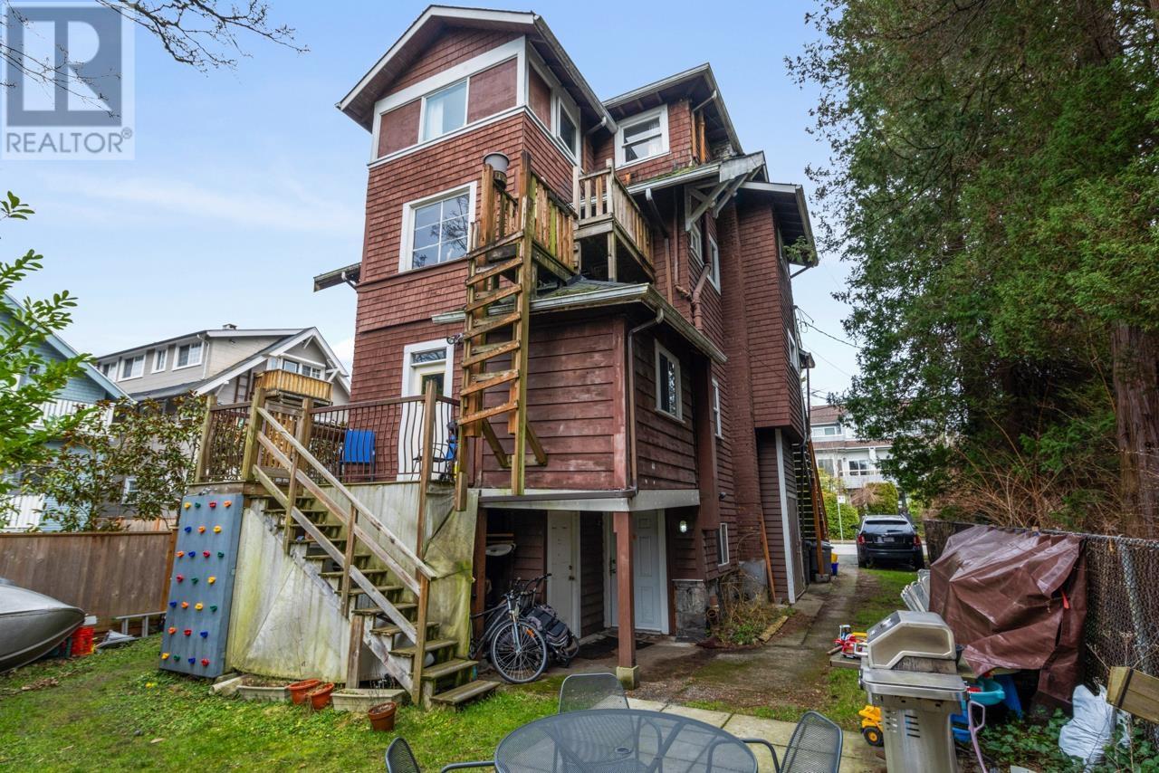 1727 Macdonald Street, Vancouver, British Columbia  V6K 3X7 - Photo 8 - R3001114
