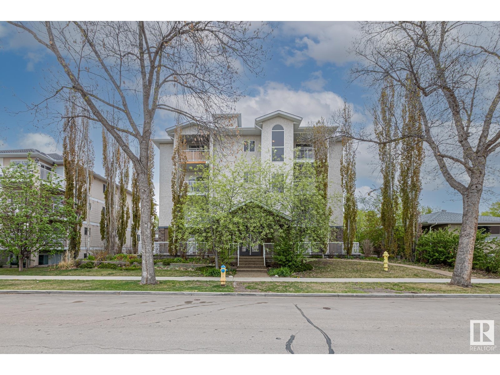 Property at #402 10524 77 AV NW image 2