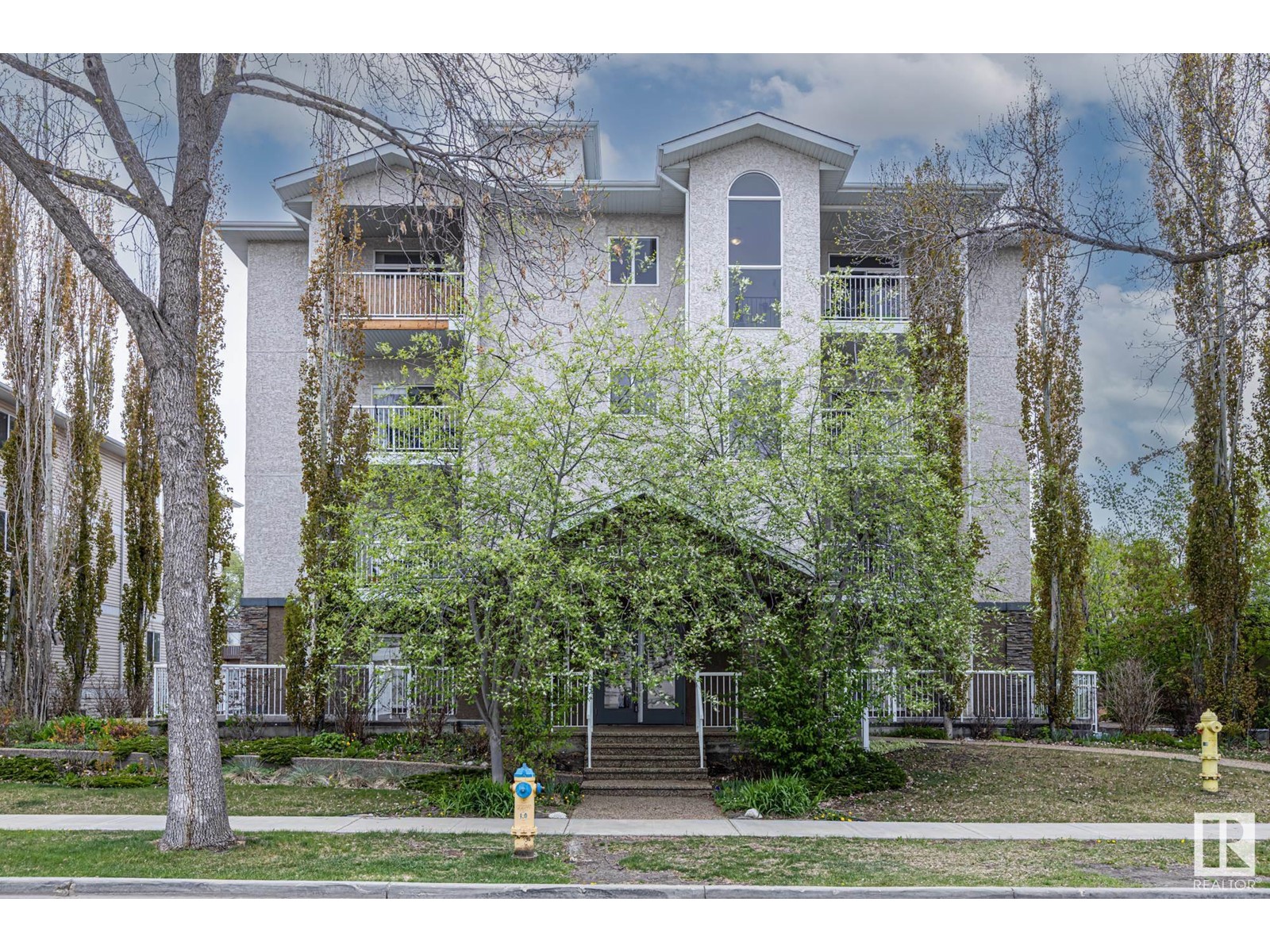 Property at #402 10524 77 AV NW image 1