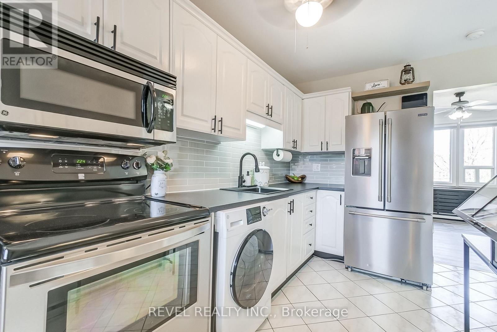 22 - 6 Vineland Avenue, Hamilton, Ontario  L8M 1R4 - Photo 10 - X12102826