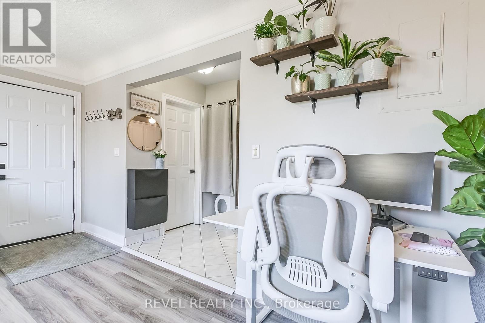 22 - 6 Vineland Avenue, Hamilton, Ontario  L8M 1R4 - Photo 4 - X12102826