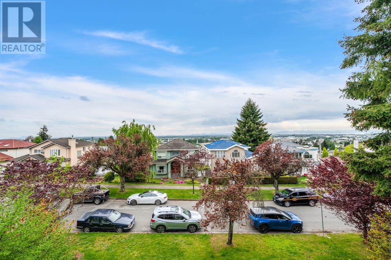 2085 Qualicum Drive, Vancouver, British Columbia  V5P 2M3 - Photo 6 - R3001082