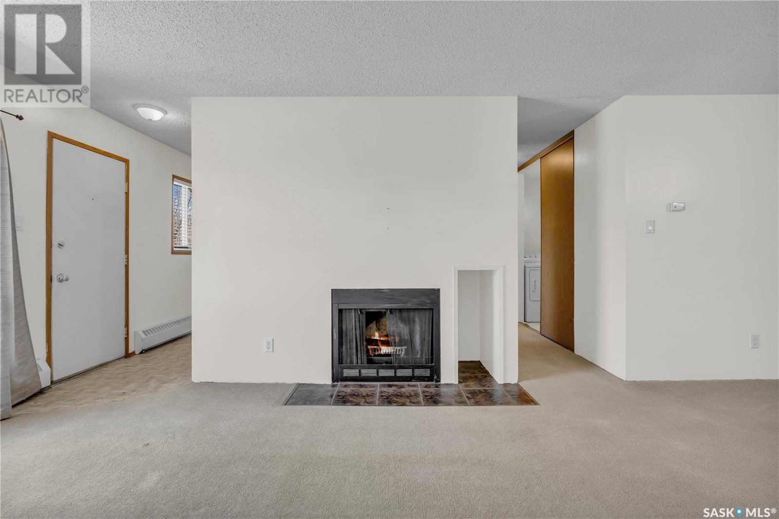 208 55 Alport Crescent, Regina, Saskatchewan  S4R 8C6 - Photo 3 - SK005394