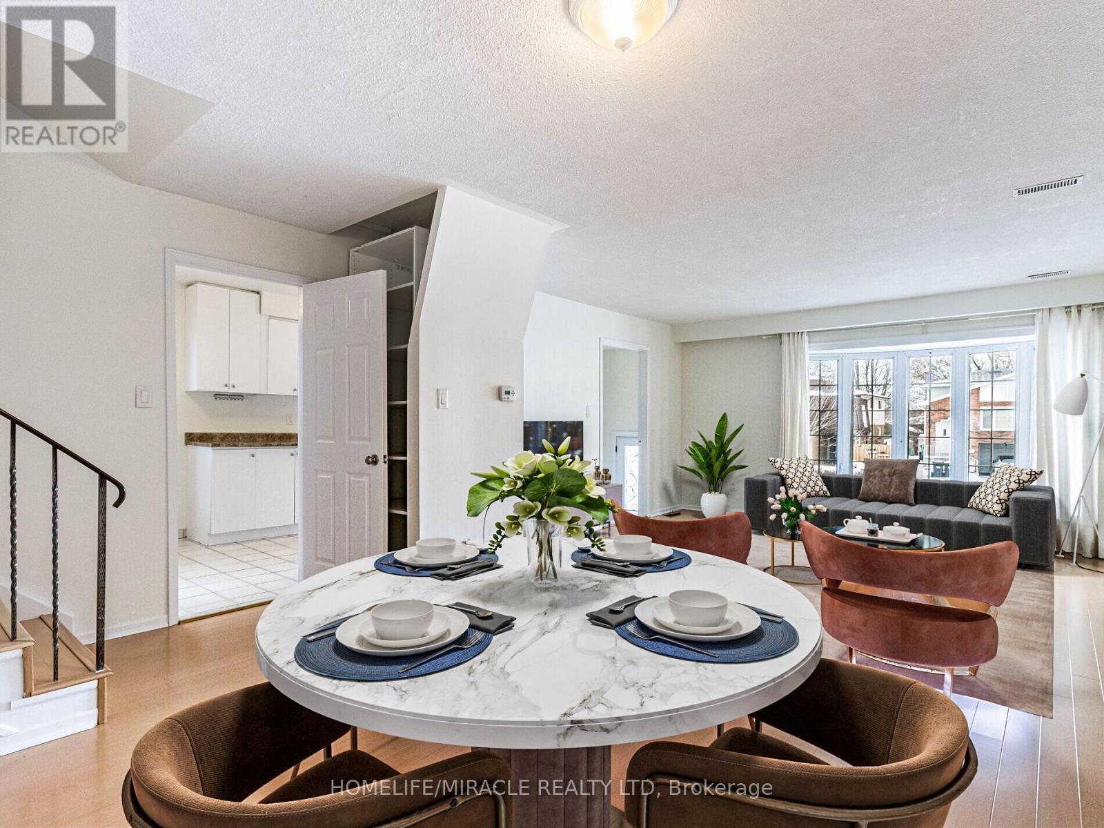 2868 Windjammer Road, Mississauga, Ontario  L5L 1T7 - Photo 10 - W12139456