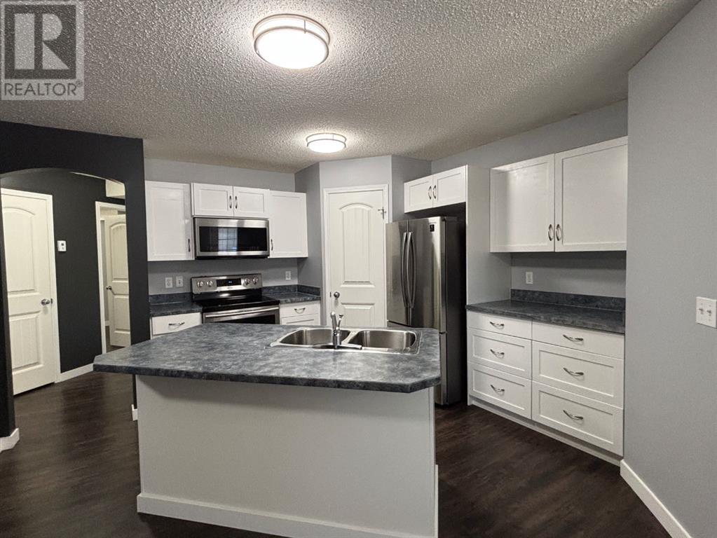 104, 19 Everridge Square Sw, Calgary, Alberta  T2Y 5J6 - Photo 5 - A2214405