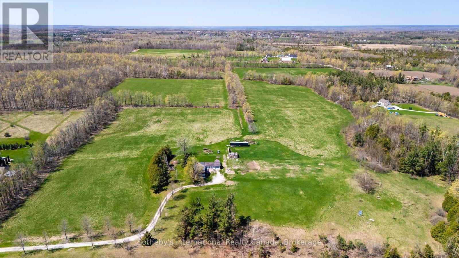 1614 Horseshoe Valley Road E, Oro-Medonte, Ontario  L0K 1E0 - Photo 6 - S12139584
