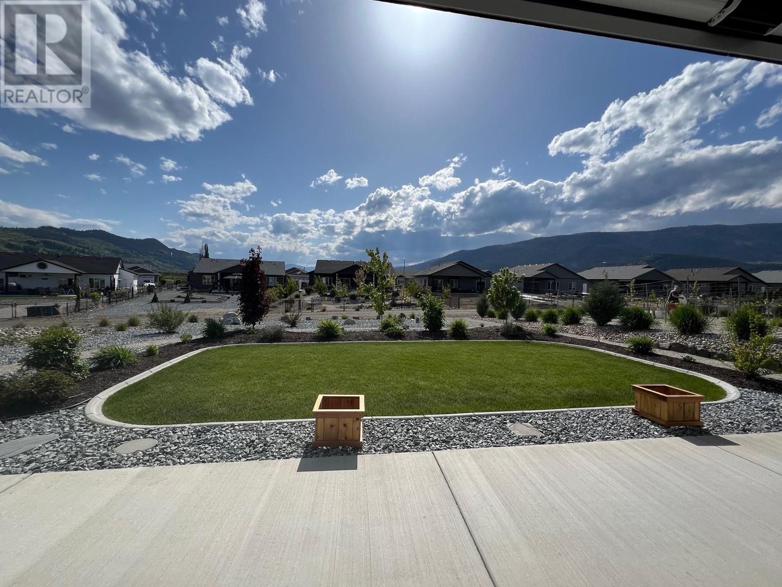 1027 10 Th Avenue, Vernon, British Columbia  V1H 1Z1 - Photo 32 - 10346623