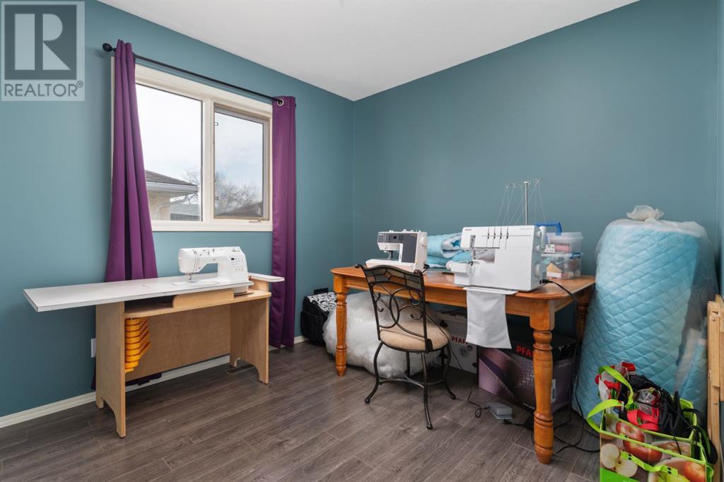 5307 64 Street, Camrose, Alberta  T4V 4H6 - Photo 18 - A2211737