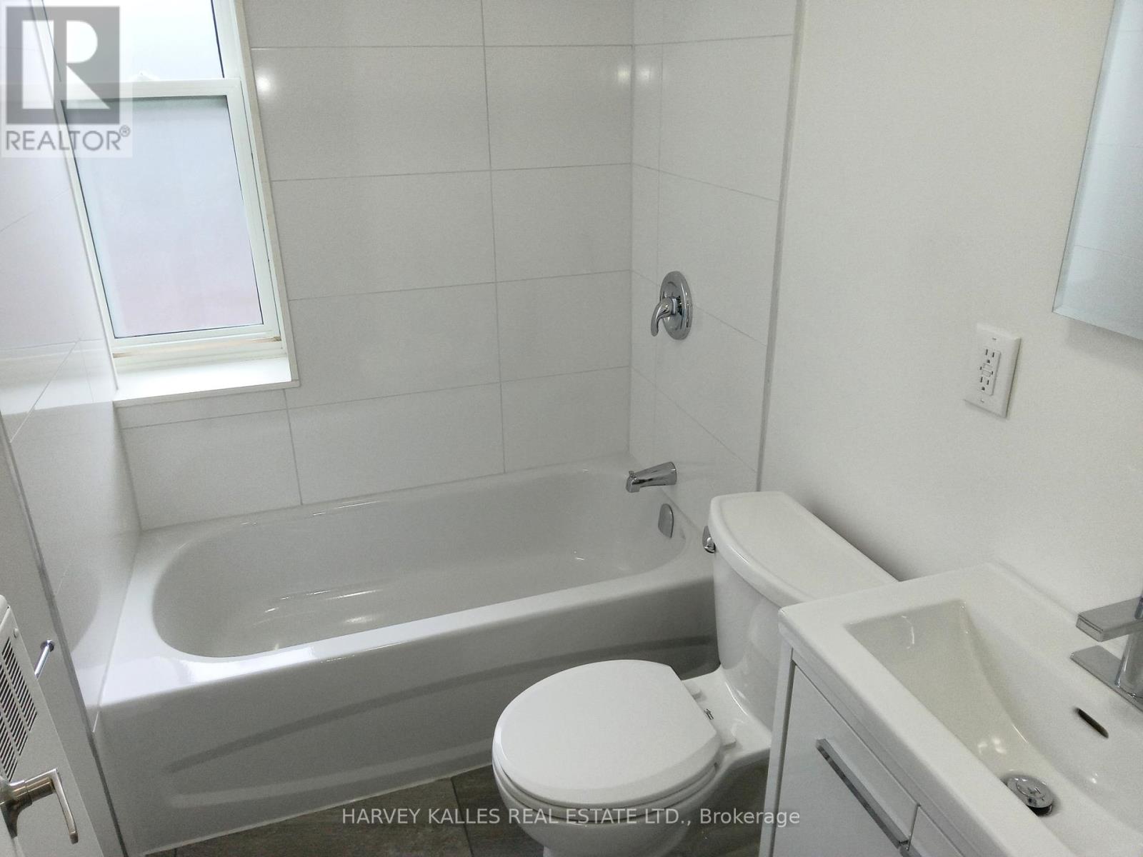 5 - 464 Summerhill Avenue, Toronto, Ontario  M4W 2E4 - Photo 9 - C12137956