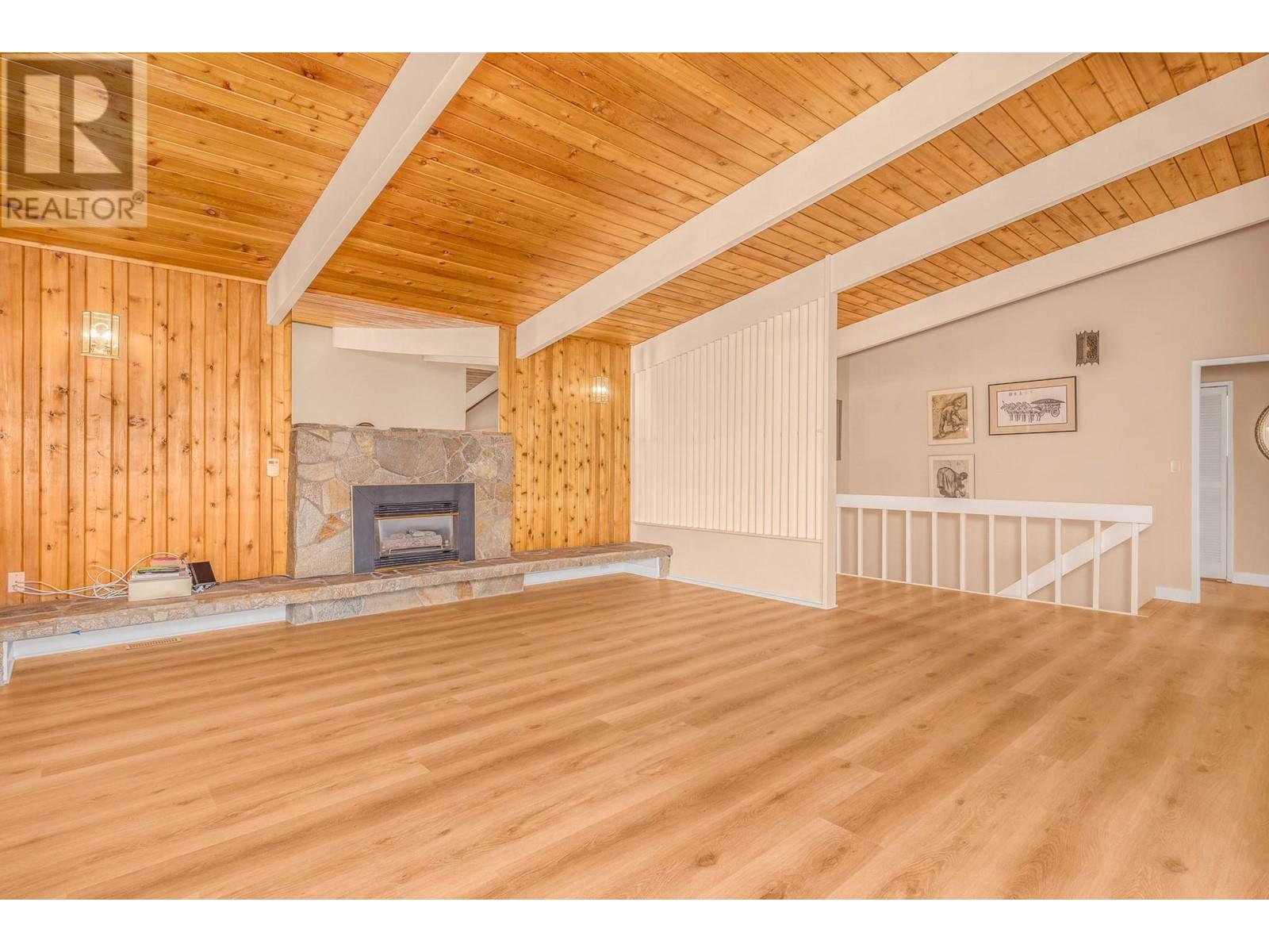 7007 Appaloosa Way, Vernon, British Columbia  V1H 1B9 - Photo 6 - 10345861