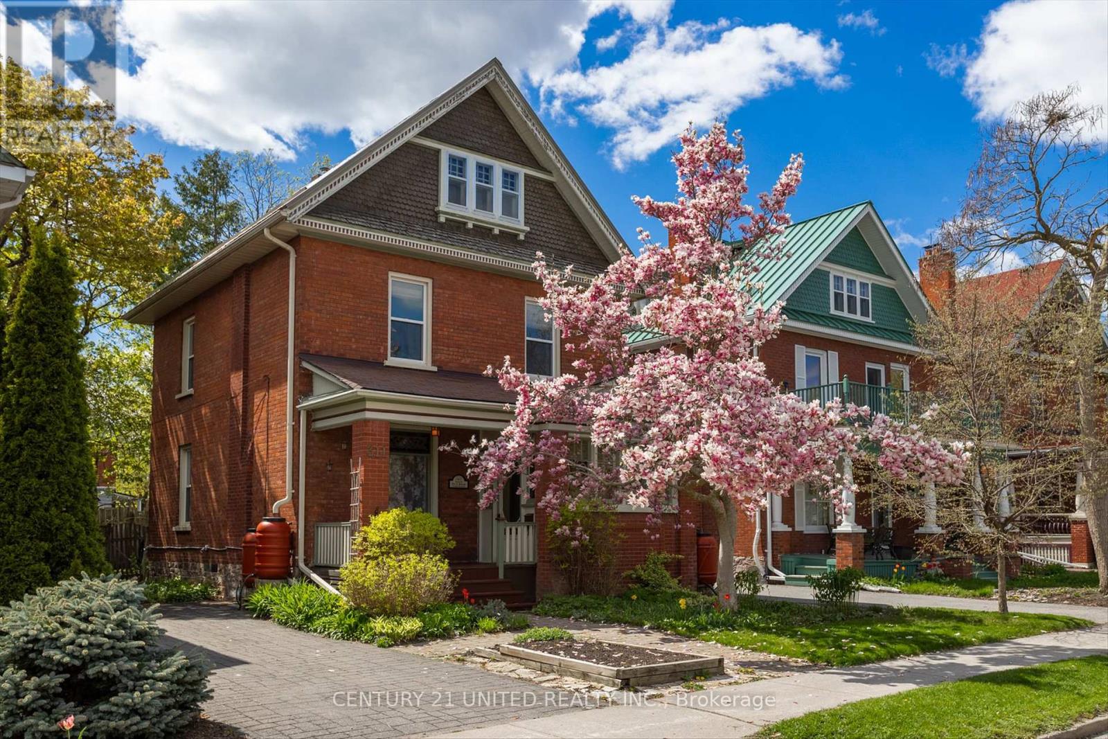 311 PEARL AVENUE, Peterborough Central, Ontario