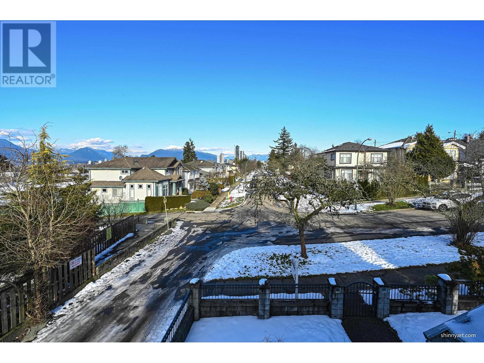 Listing Picture 28 of 32 : 3506 HAIDA DRIVE, Vancouver / 溫哥華 - 魯藝地產 Yvonne Lu Group - MLS Medallion Club Member