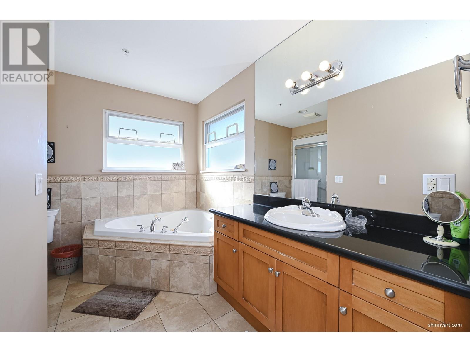 Listing Picture 17 of 32 : 3506 HAIDA DRIVE, Vancouver / 溫哥華 - 魯藝地產 Yvonne Lu Group - MLS Medallion Club Member