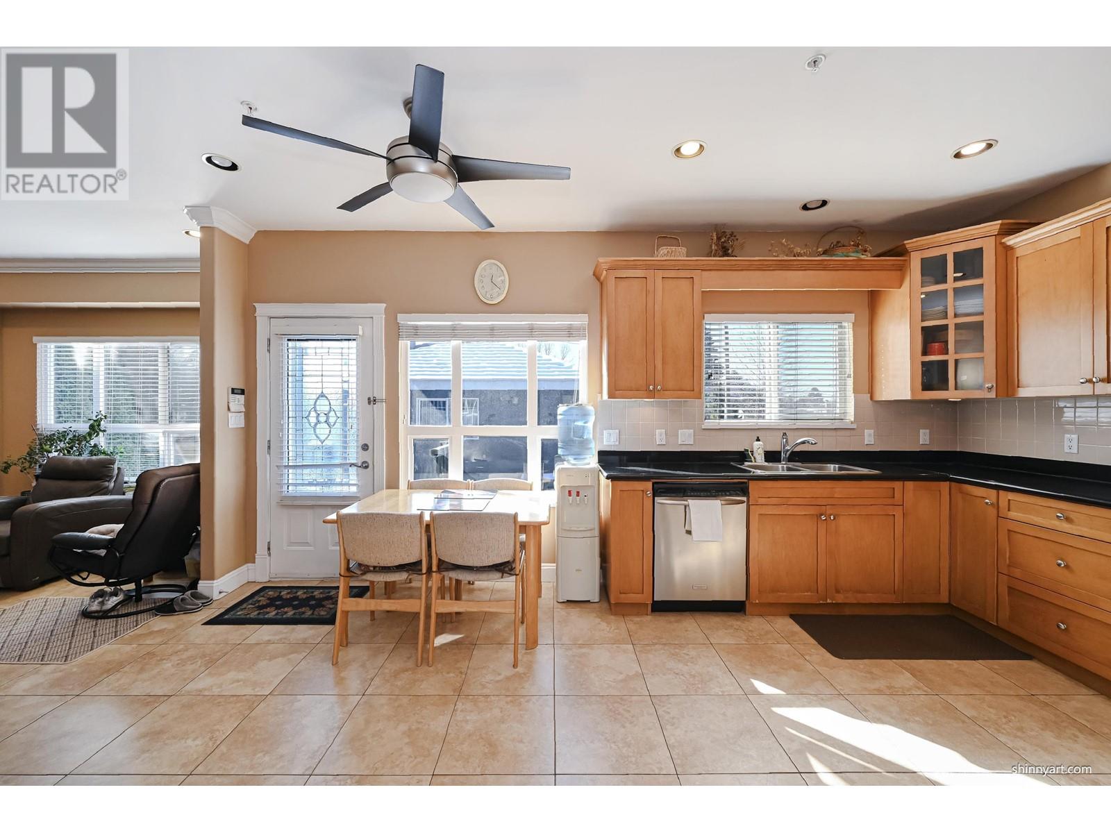 Listing Picture 9 of 32 : 3506 HAIDA DRIVE, Vancouver / 溫哥華 - 魯藝地產 Yvonne Lu Group - MLS Medallion Club Member