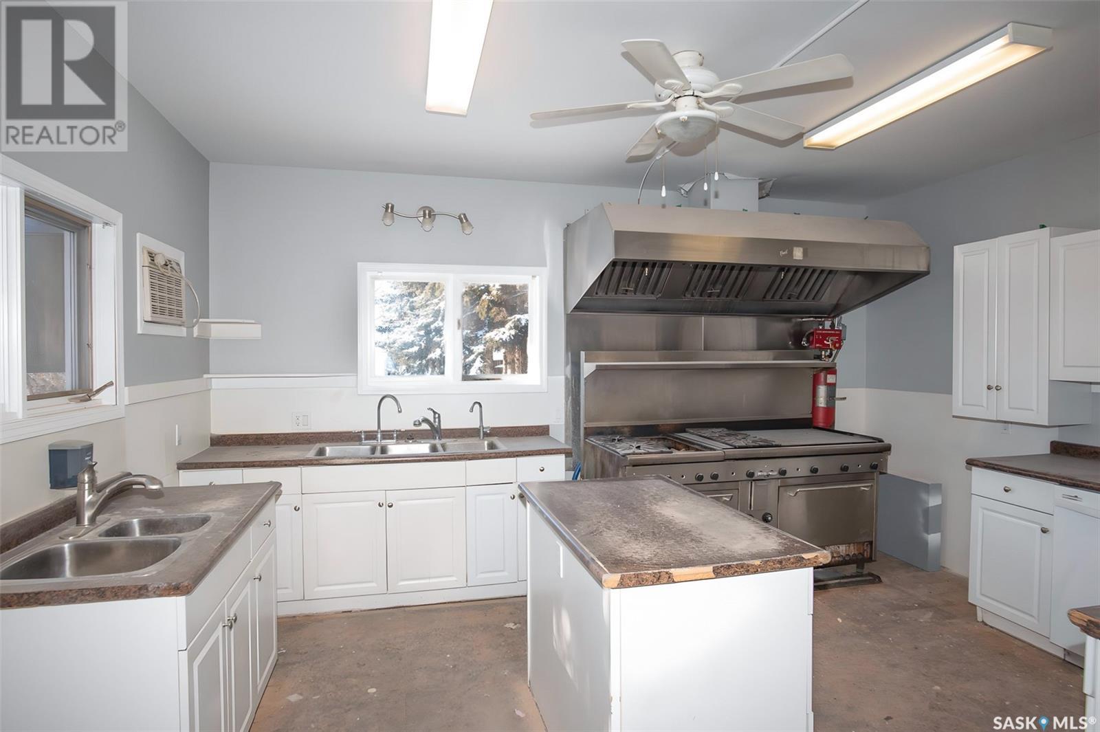 211 Otterloo Street, Indian Head, Saskatchewan  S0G 2K0 - Photo 5 - SK996622