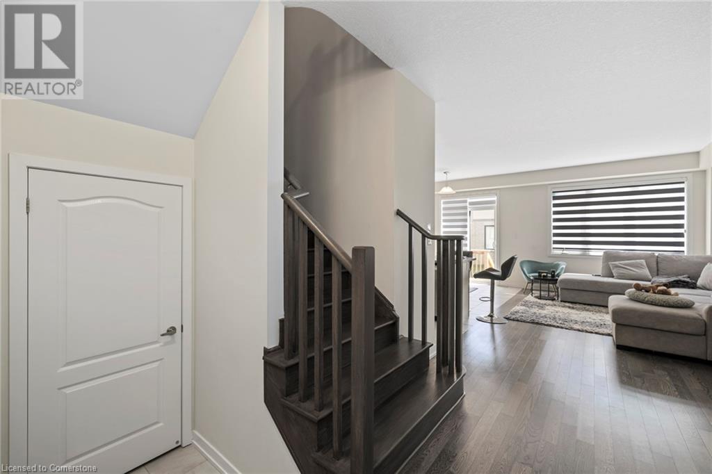 Property at 20 DAISY Lane image 4