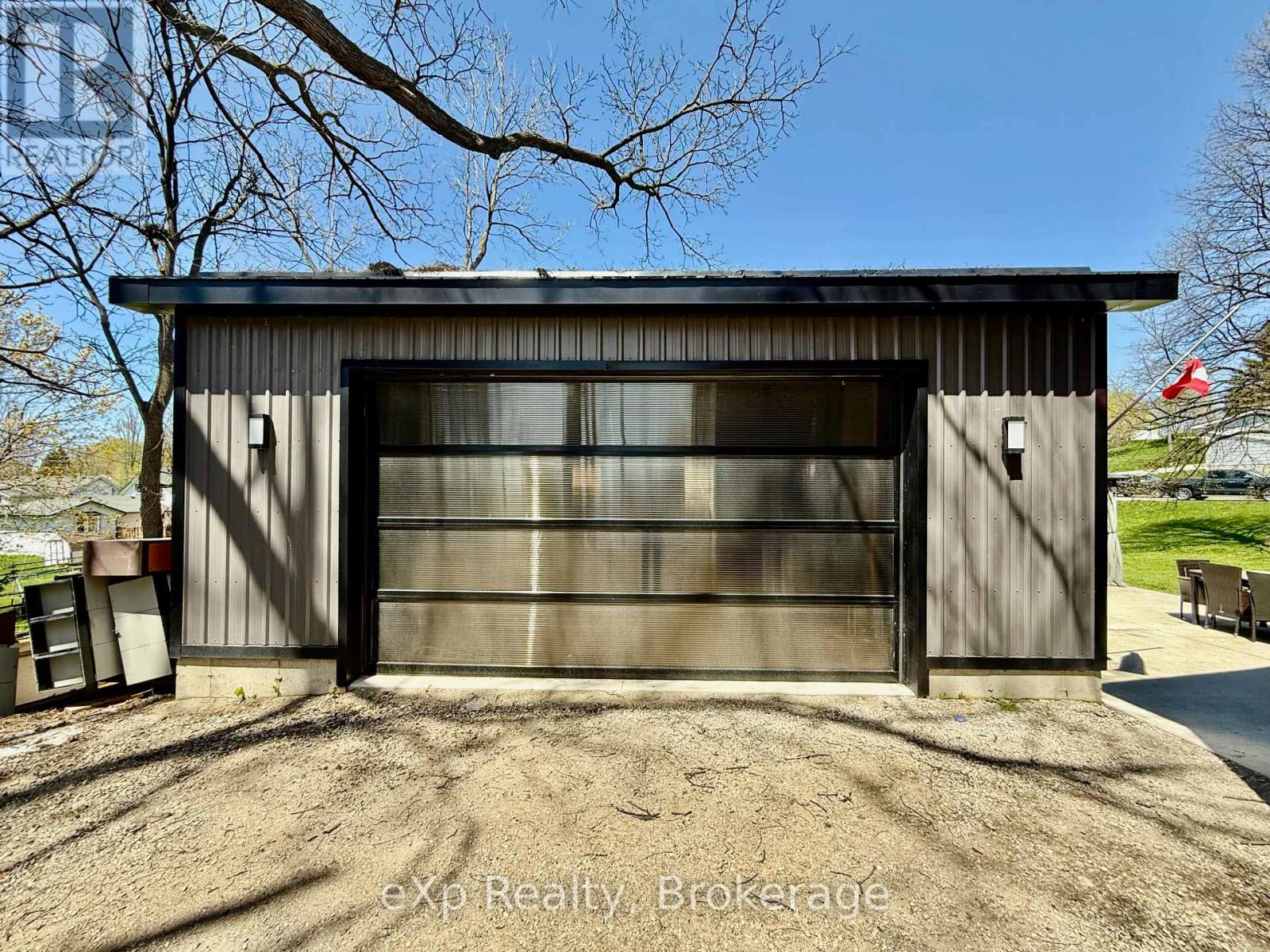 802 Durham Street E, Brockton, Ontario  N0G 2V0 - Photo 32 - X12138704