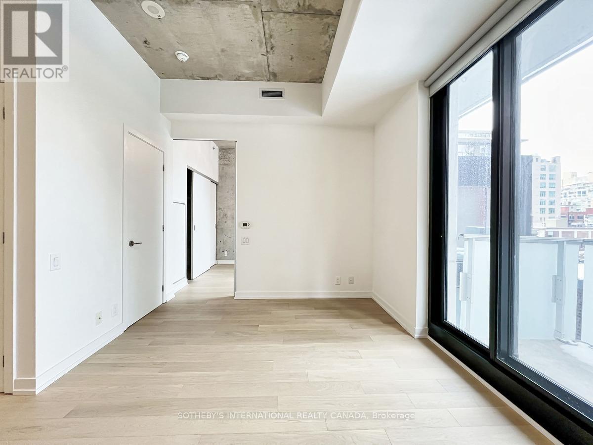 606 - 11 Charlotte Street, Toronto, Ontario  M5V 0M6 - Photo 6 - C12139291