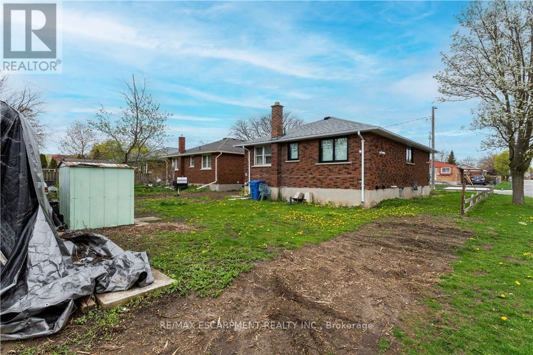 94 Seventh Avenue, Brantford, Ontario  N3S 1B8 - Photo 45 - X12139618