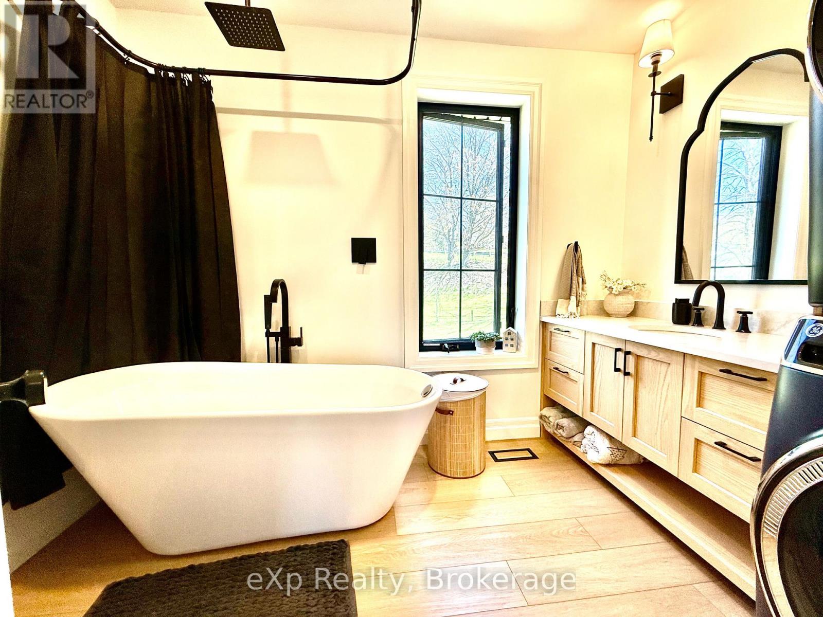 802 Durham Street E, Brockton, Ontario  N0G 2V0 - Photo 22 - X12138704