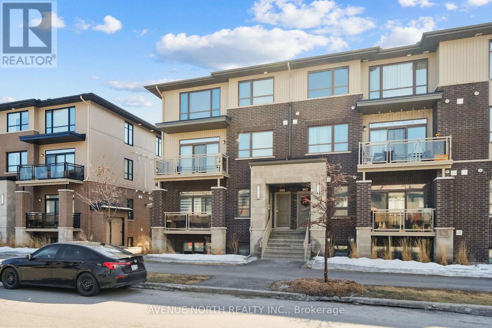 365 Axis Way, Ottawa, Ontario  K1W 0L7 - Photo 3 - X12139672