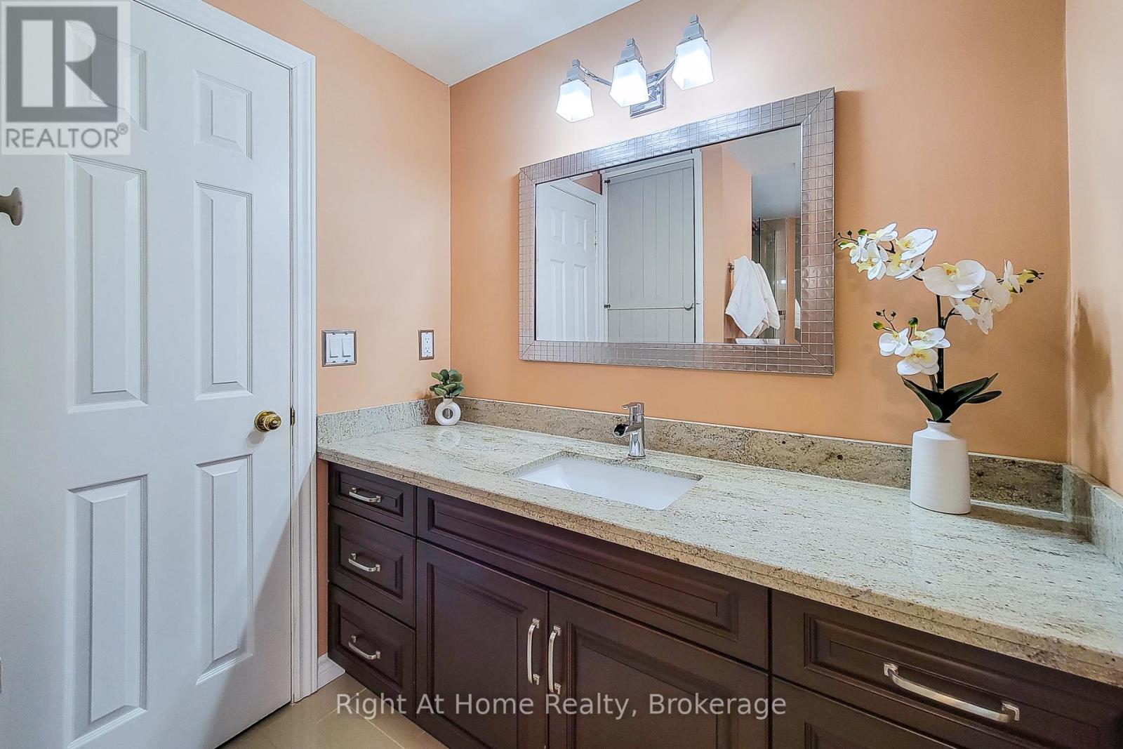 133 Lavender Drive, Hamilton, Ontario  L9K 1B6 - Photo 30 - X12130359