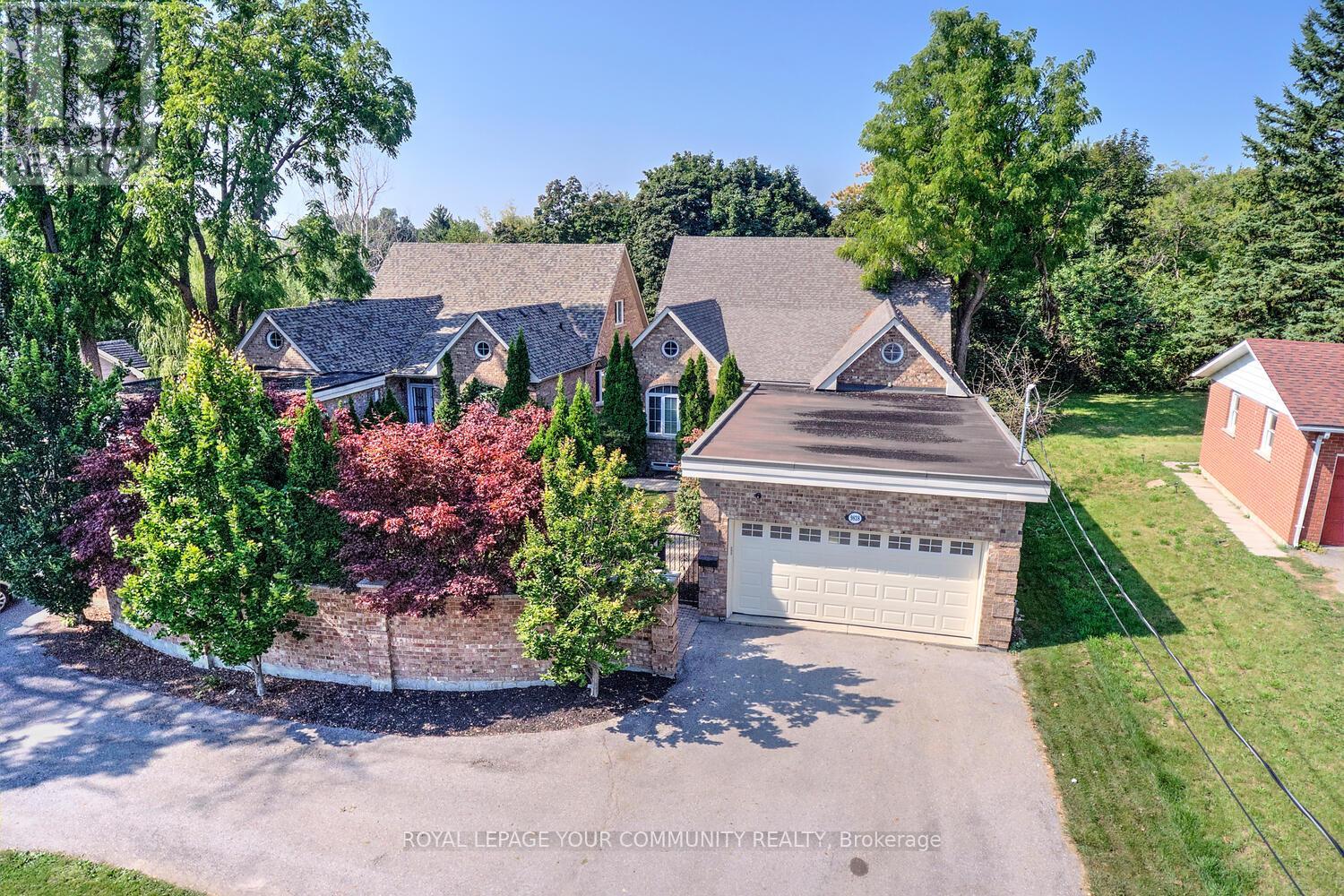 Property at 9838 KEELE STREET image 1
