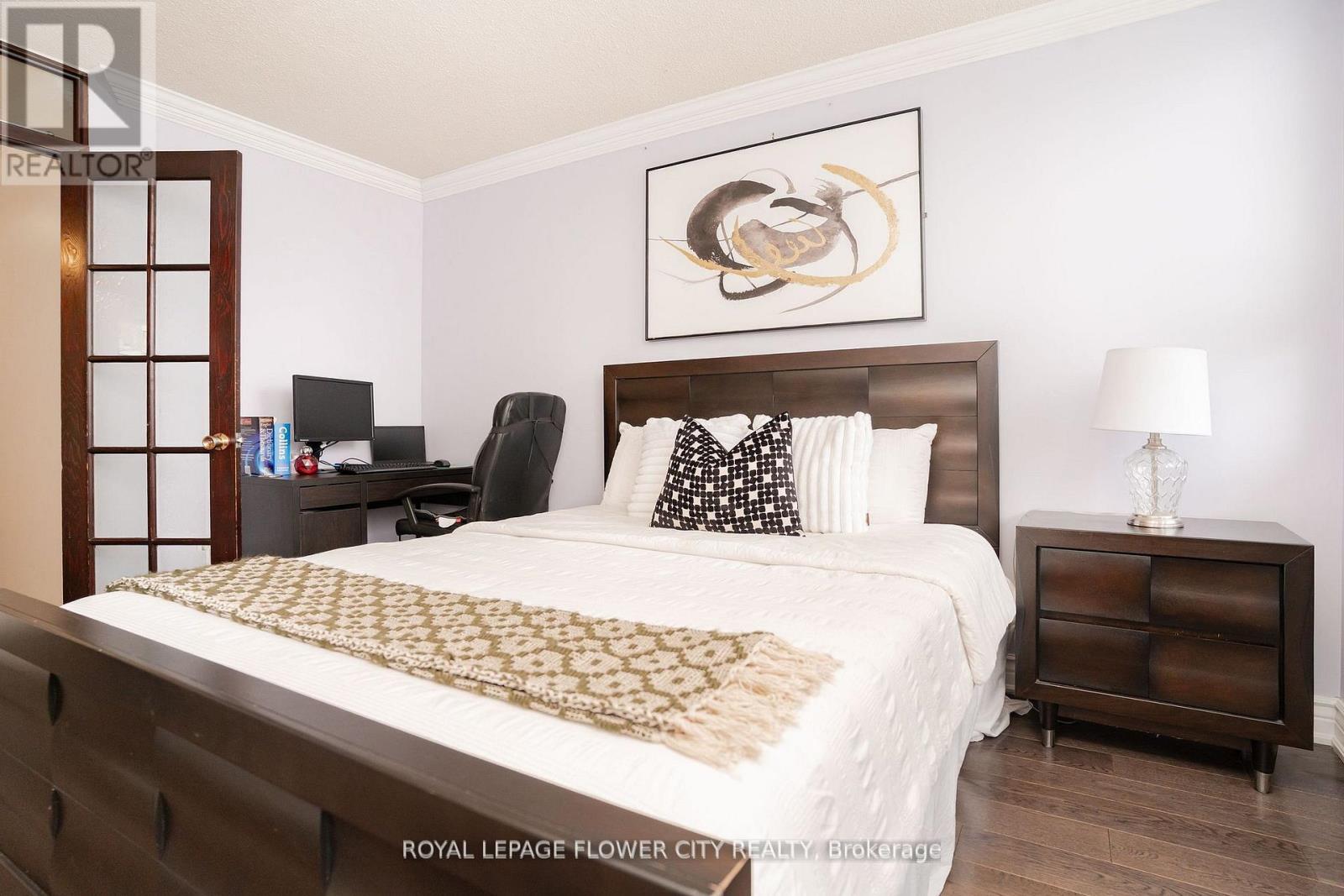 801 - 3650 Kaneff Crescent, Mississauga, Ontario  L5A 4A1 - Photo 24 - W12139673
