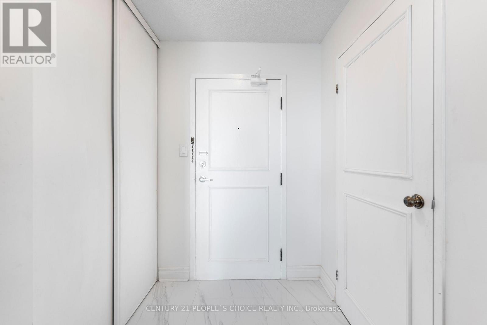 904 - 3 Rowntree Road, Toronto, Ontario  M9V 5G8 - Photo 5 - W12139676