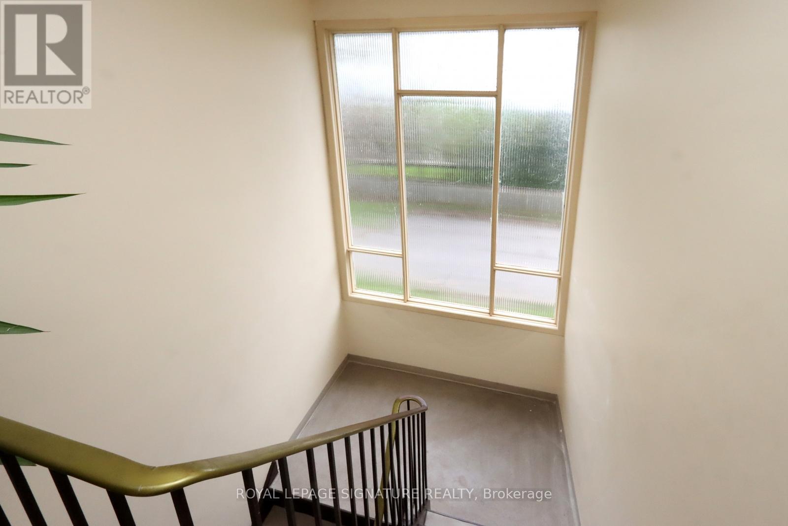276 Grand River Avenue, Brantford, Ontario  N3T 4Y4 - Photo 15 - X12139677