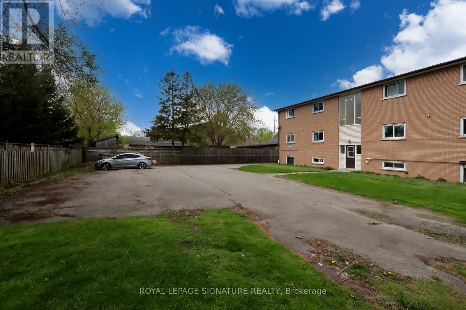 276 Grand River Avenue, Brantford, Ontario  N3T 4Y4 - Photo 6 - X12139677