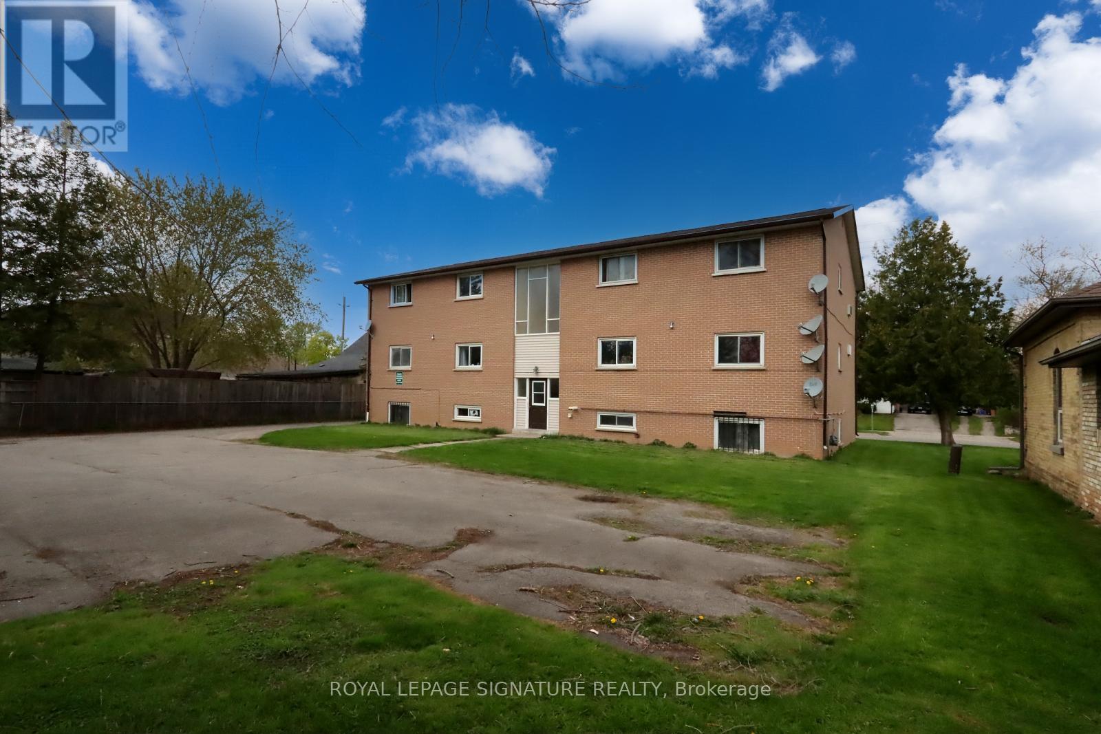 276 Grand River Avenue, Brantford, Ontario  N3T 4Y4 - Photo 9 - X12139677