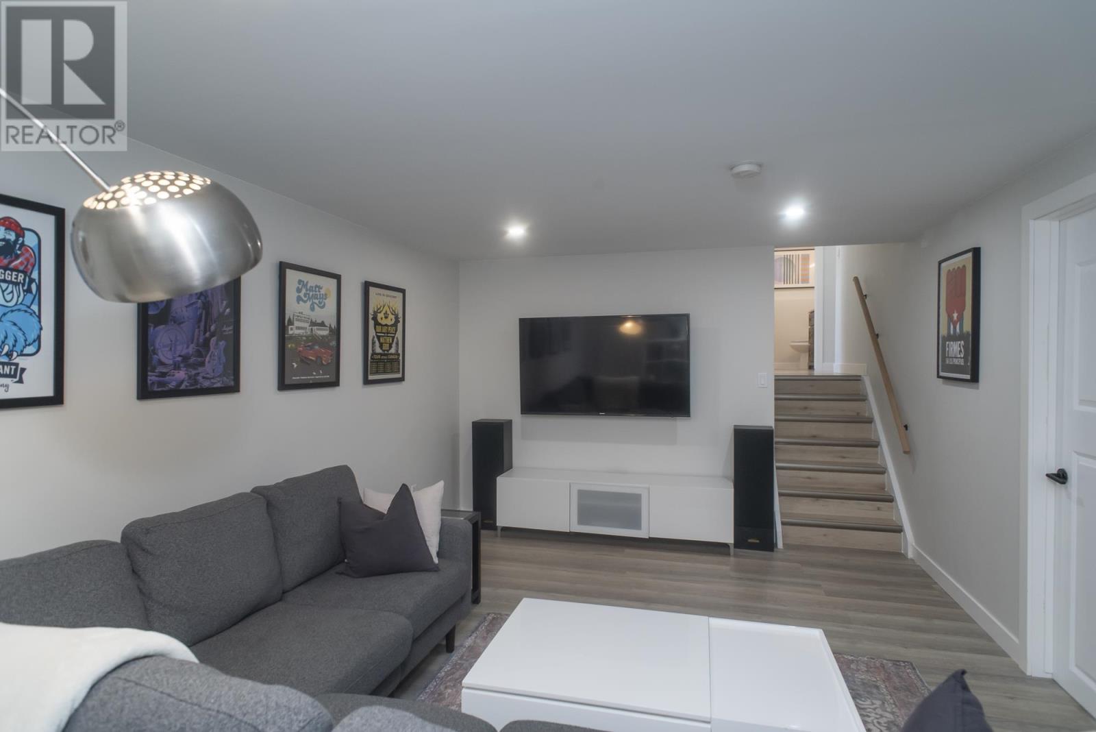 625 Redwood Ave, Thunder Bay, Ontario  P7G 5G2 - Photo 34 - TB251104