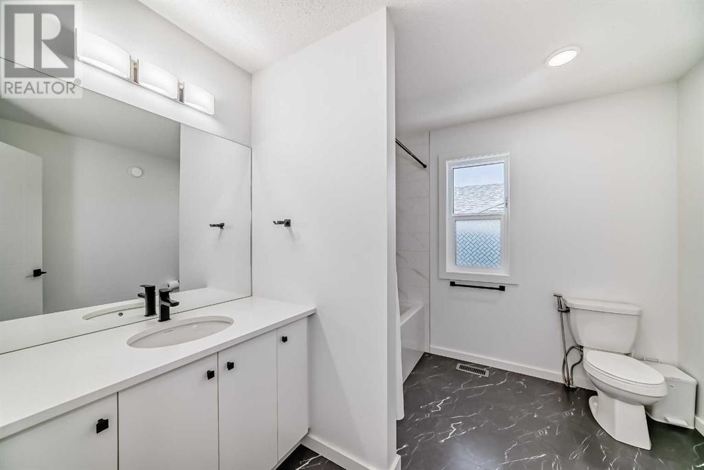 10 Lucas Terrace Nw, Calgary, Alberta  T3P 1P9 - Photo 14 - A2219293