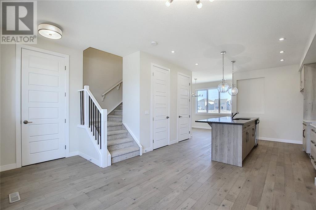Property at 426 River Avenue image 4