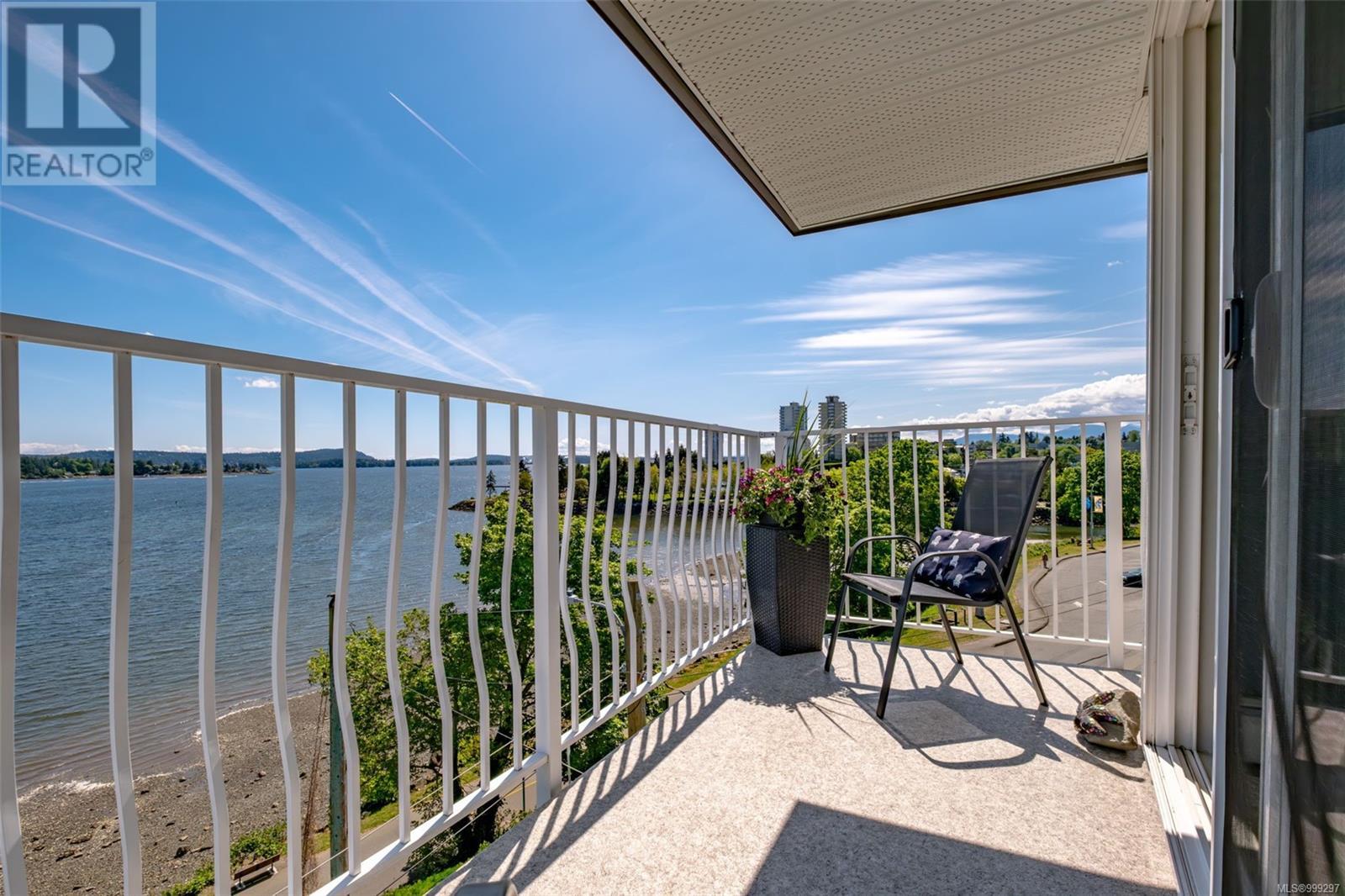 402 55 Dawes St, Nanaimo real estate listing 999297 for sale