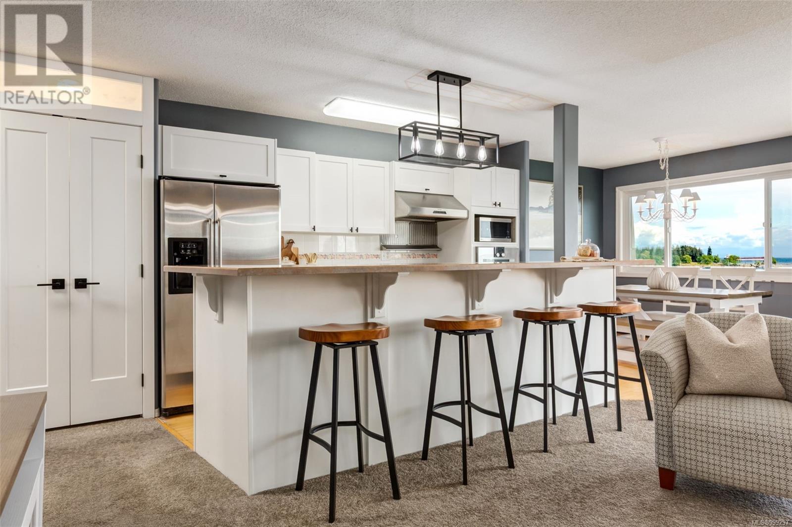 402 55 Dawes St, Nanaimo real estate listing 999297 for sale