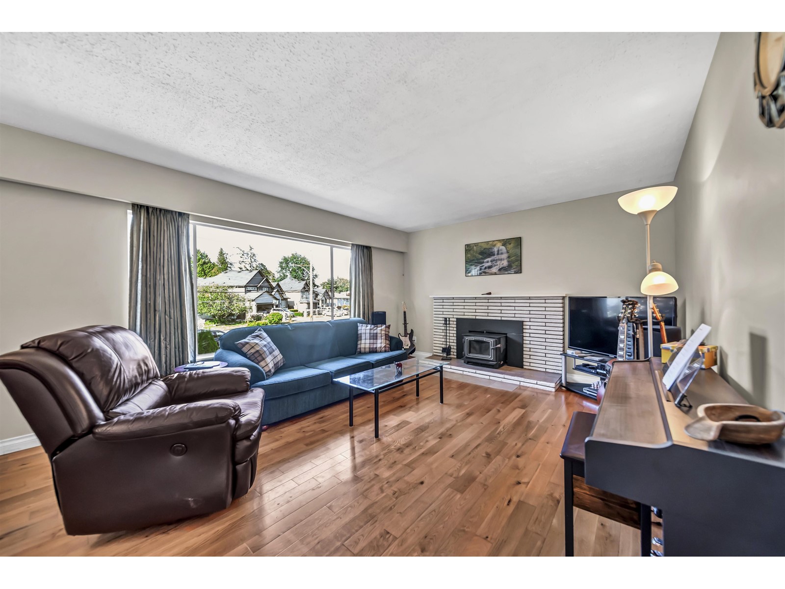 Property at 12448 97B AVENUE image 4