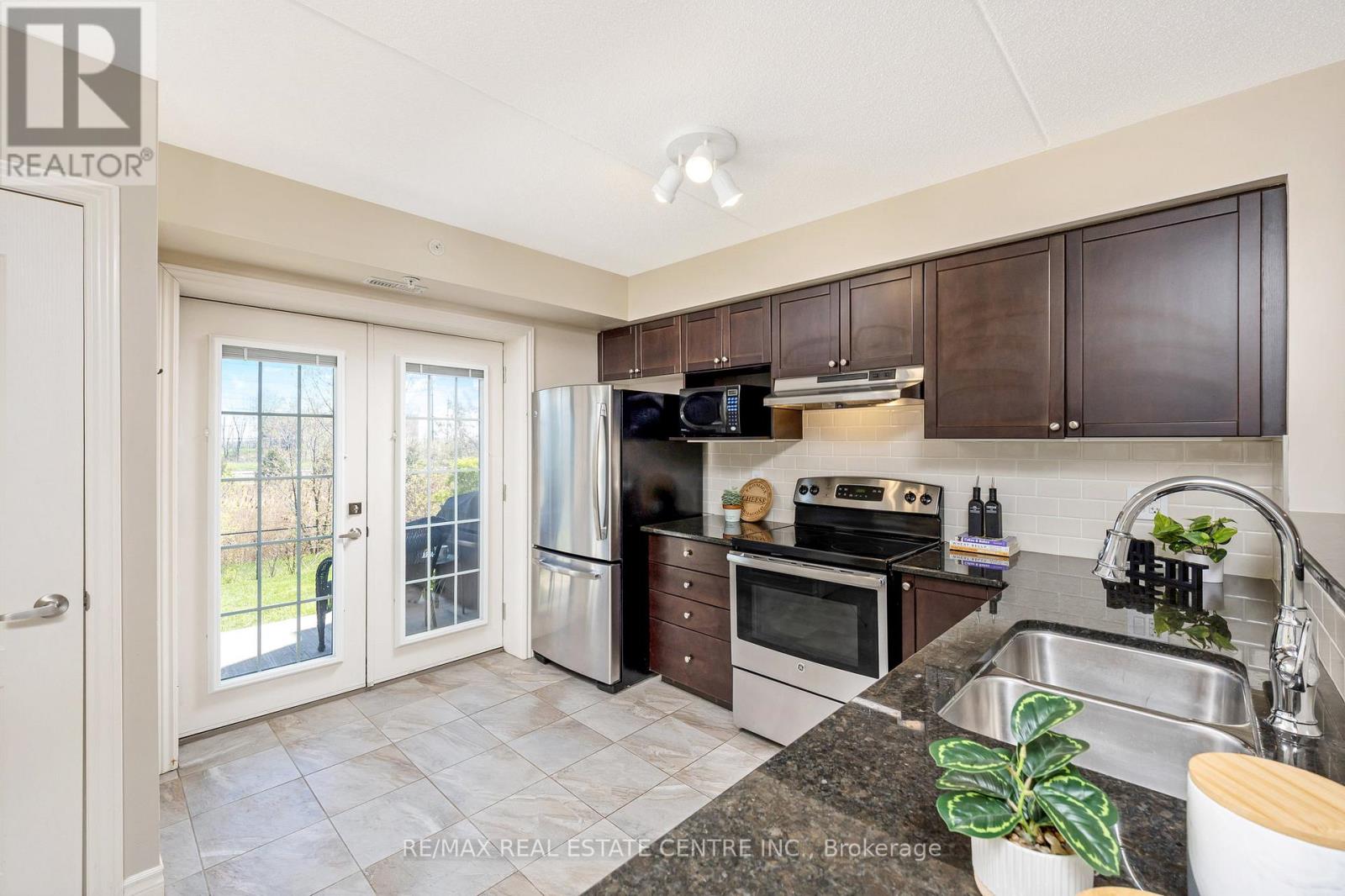 109 - 1470 Main Street E, Milton, Ontario  L9T 8W6 - Photo 8 - W12139695